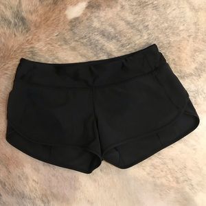lululemon run times black shorts
